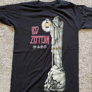Led Zeppelin shirt